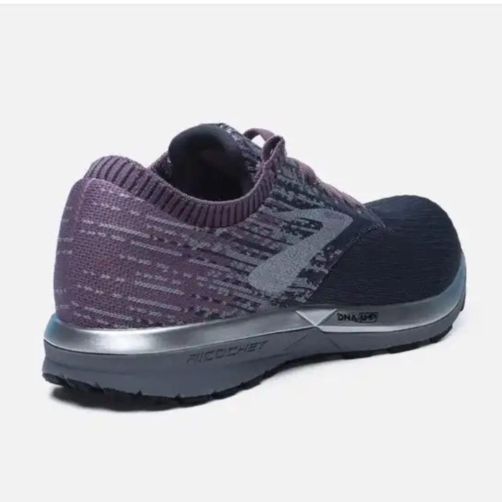 SOLD!!! NWT BROOKS RICOCHET Running Shoe - Picture 2 of 6